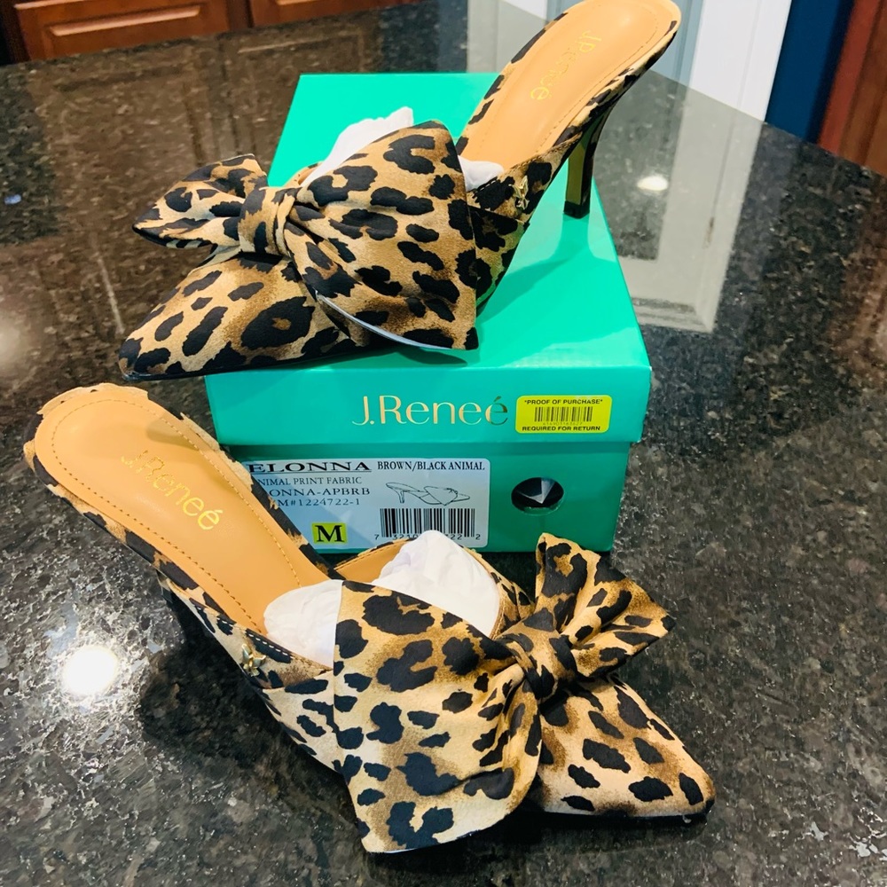 J Renee size 9. New